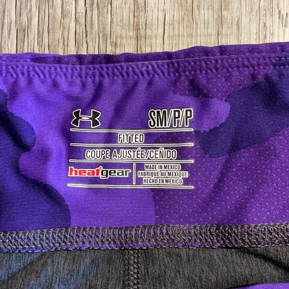 Under Armour Workout Shorts - Picture 3 of 5